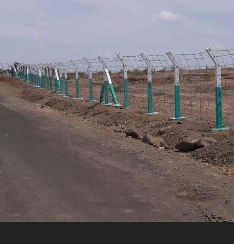 Precast fencing posts